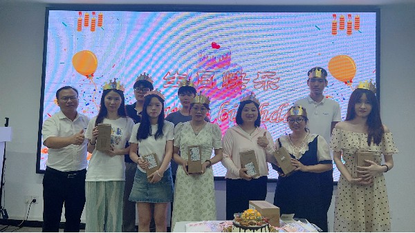 夢(mèng)蝶生日會(huì) | 青春六月，快樂(lè)一夏