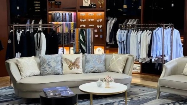 數(shù)字化轉(zhuǎn)型助力職業(yè)裝“小巨人”在細(xì)分賽道狂飆